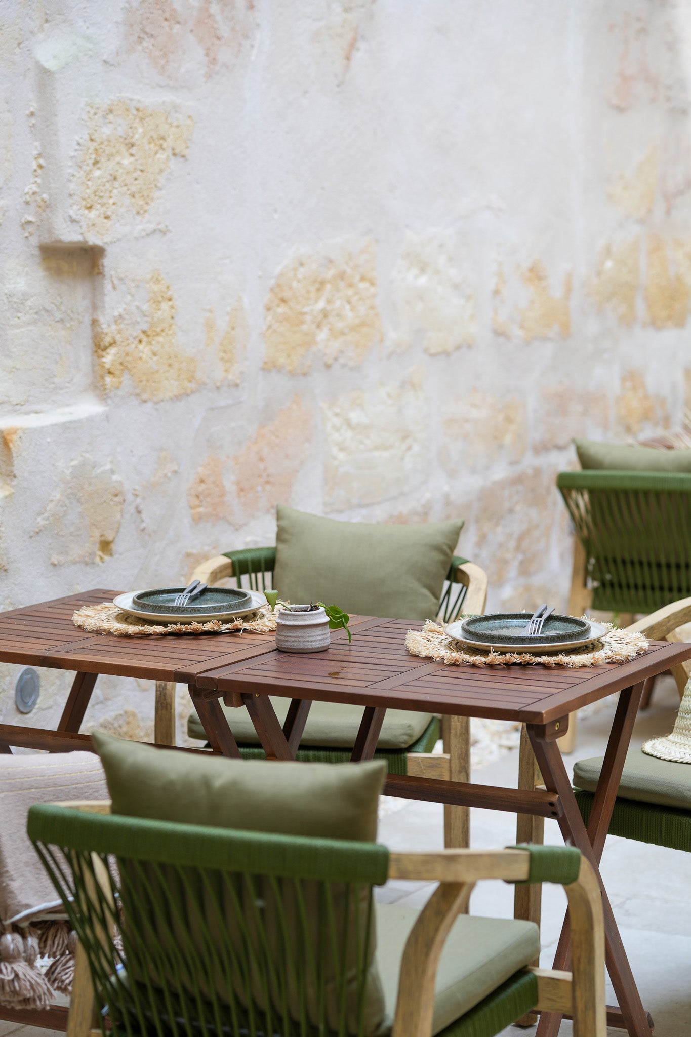 Set de table rond en palme – finition franges en raphia